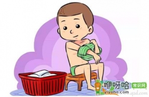 小孩穿什么材质的衣服对小孩皮肤好