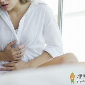 女性来月经怕冷 经期频繁洗头有两大危害