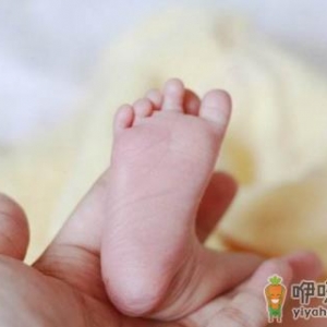 母乳是母亲给予婴儿的特别礼物 母乳喂养注意事项