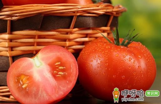 西红柿不宜餐前吃 盘点十种蔬菜的错误吃法