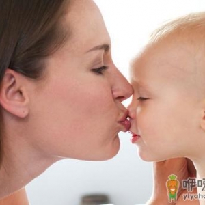 不同时期的宝宝需要多少母乳量？